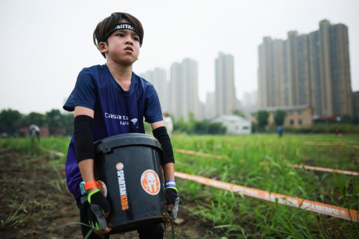 2024斯巴达勇士儿童赛首落无锡梁溪：家庭参与的