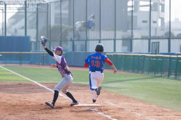 熊猫杯中国慢投垒球企业联赛分区赛圆满落幕，