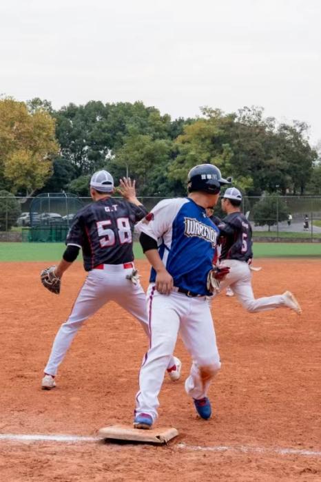 熊猫杯中国慢投垒球企业联赛分区赛圆满落幕，