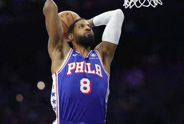 费城76人客场惨败火箭 乔